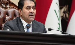 المندلاوي يعلن تأجيل انعقاد جلسة البرلمان نصف ساعة لعدم اكتمال النصاب القانوني.